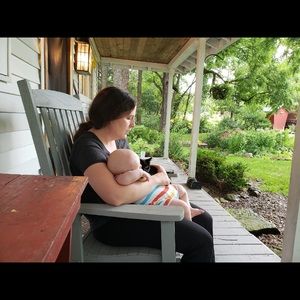 Meet your Posher, Lauren